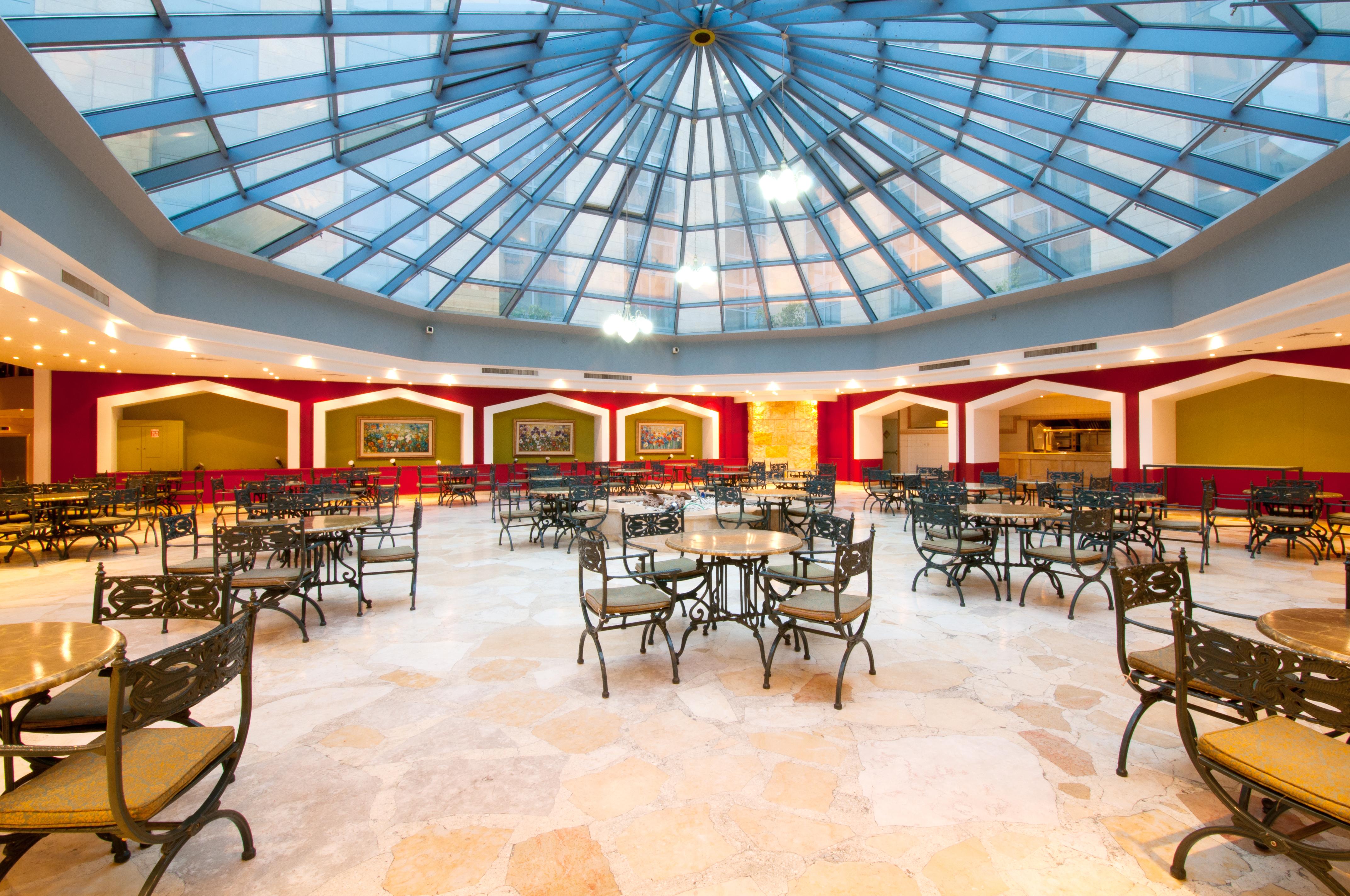 Leonardo Hotel Jerusalem Restaurant photo